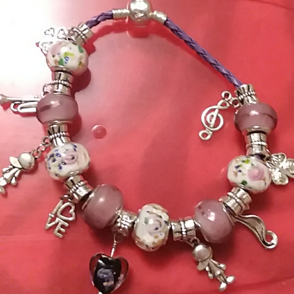 HANDMADE BRACELET - Picture 2 of 3